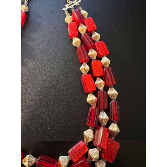 Red & Gold Multi Style Beaded Necklace 19" - Picture 5 of 6